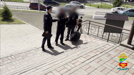 В Красноярском крае сняли с поезда двух нетрезвых вахтовиков