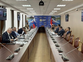 Якутия и Амурская область согласовали планы запуска грузов в Китай через международный переход Джали