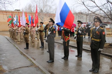 Всероссийская акция "Парад у дома ветерана"