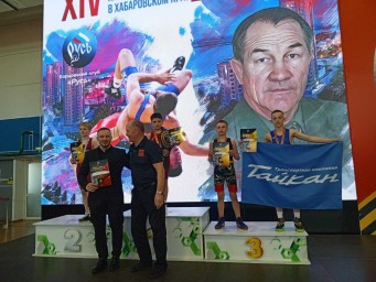 Успехи борцов из Тынды на турнире памяти Васильева в Хабаровске