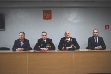 В Тынде поздравили стражей порядка с профессиональным праздником.