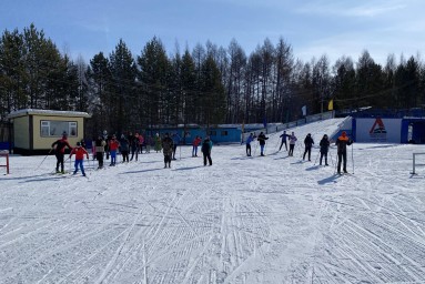 На лыжной базе состоялись "Проводы зимы", посвящённые Году Семьи