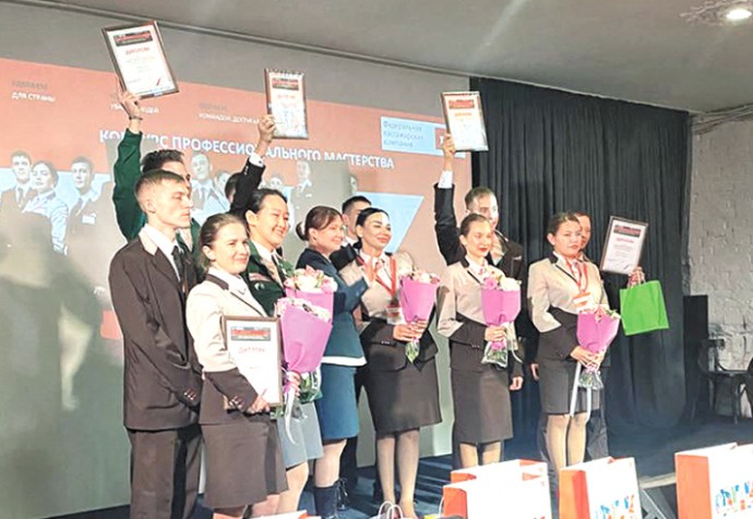 Дуэт проводников захватил сердца жюри Дуэт проводников захватил сердца жюри