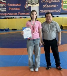 Тындинский округ чествует чемпионов борьбы!