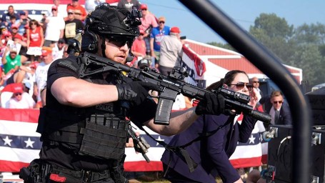 Трамп подтвердил, что стрелявший на его митинге убит