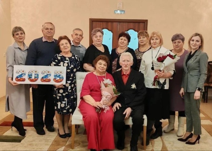 Сагановы: Полвека любви и верности в Тындинском ЗАГСе Сагановы: Полвека любви и верности в Тындинском ЗАГСе