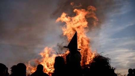Вальпургиева ночь в 2026 году &mdash; история и традиции праздника ведьм