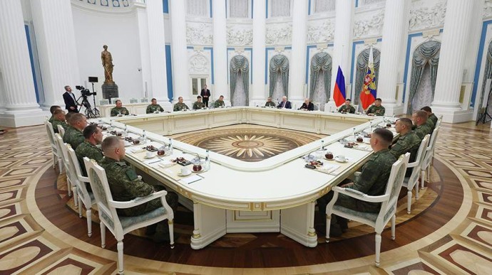 Встреча Путина участниками СВО в Екатерининском зале Кремля. Главное Встреча Путина участниками СВО в Екатерининском зале Кремля. Главное