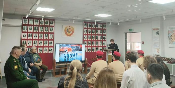 «На страже Родины»: в музее провели патриотическую программу в честь Дня защитника Отечества «На страже Родины»: в музее провели патриотическую программу в честь Дня защитника Отечества