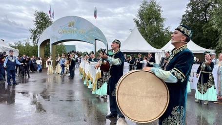 В Казани Игры БРИКС закрыли торжественной церемонией на празднике Сабантуй
