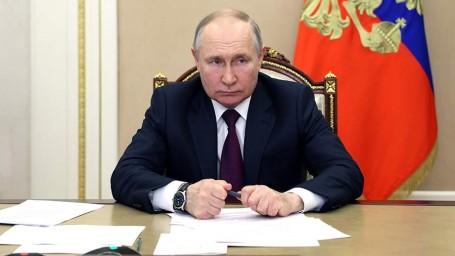 Путин назвал основами для победы России ее историю и традиции