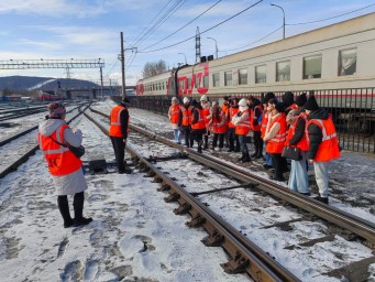 ​В рамках ФП "Профессионалитет"  проведена экскурсия на пост ЭЦ станции Тынды