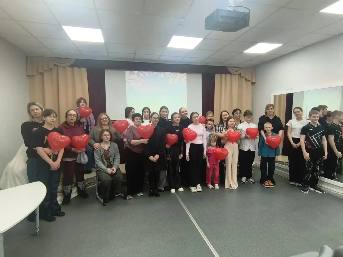 От сердца к сердцу: Театральная студия "Фантазёры" празднует 8 Марта От сердца к сердцу: Театральная студия "Фантазёры" празднует 8 Марта