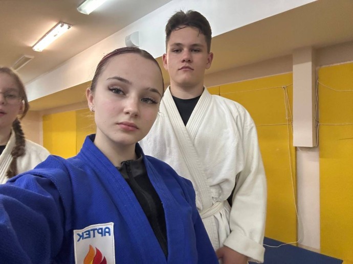 Ученица Лопчинской школы Юлия Шуба выиграла конкурс Банка России Ученица Лопчинской школы Юлия Шуба выиграла конкурс Банка России