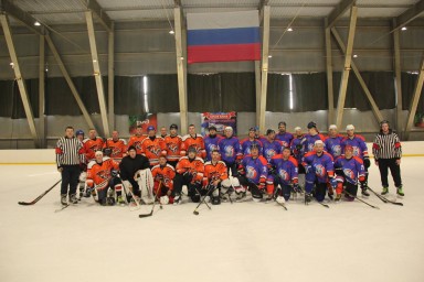 На хоккейном корте прошел турнир, посвящённые памяти Горбачёва Д.В.