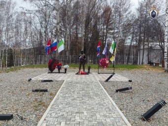 В Тынде завершено расследование дела о вандализме на памятнике участникам СВО.