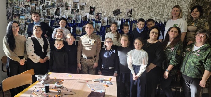 Встреча в штабе: дети и герои ZOV. Встреча в штабе: дети и герои ZOV.