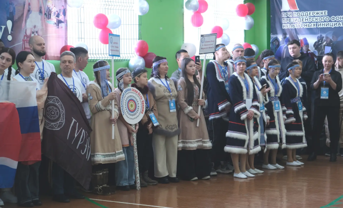 ​&laquo;Эдэрил Бакалдын&raquo; - ярчайшее событие региона в Год единства народов России