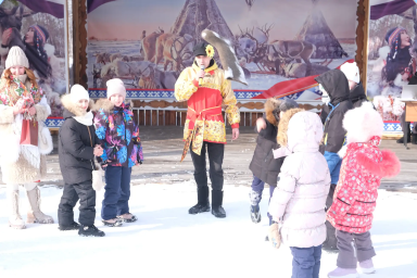 Праздник Севера и весны: эвенкийские и русские мотивы