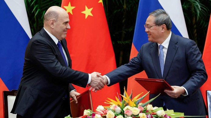 Россия и Китай по итогам встречи Мишустина и Ли Цяна подписали 15 документов Россия и Китай по итогам встречи Мишустина и Ли Цяна подписали 15 документов