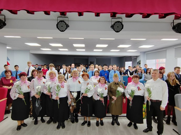 Хор ветеранов принял участие в праздничном концерте в БАмИЖТе