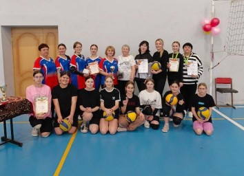 Юктали и Могота отметили День матери спортивными состязаниями.