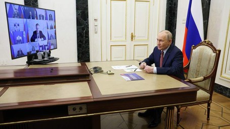 Путин провел совещание по развитию Донбасса и Новороссии. Главное