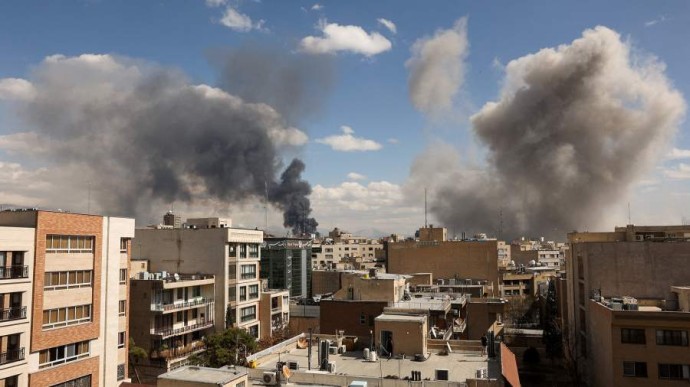 Встречный ресурс: кризис на Ближнем Востоке замедляет диалог по Украине Встречный ресурс: кризис на Ближнем Востоке замедляет диалог по Украине