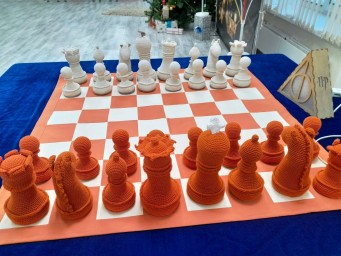 Шахматы ручной работы ждут вас!