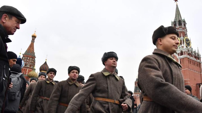 День народного единства: как менялся праздник и что он значит сегодня День народного единства: как менялся праздник и что он значит сегодня