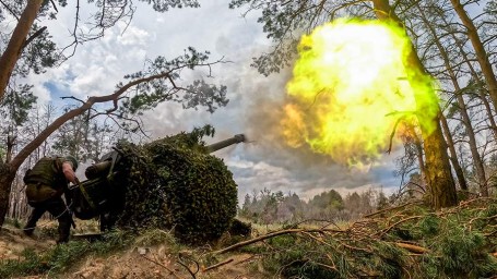 Минобороны РФ рассказало о подвигах российских военнослужащих в зоне СВО