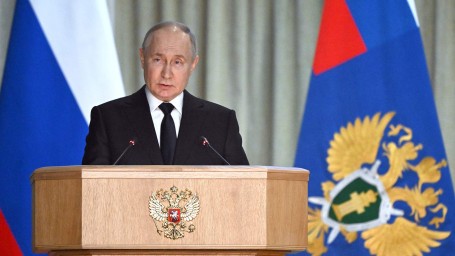 Передадут ответ: Путин призвал прокуратуру наказать террористов по заслугам