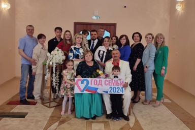 ​Вместе 50 лет: в Тынде чествовали юбиляров семейной жизни