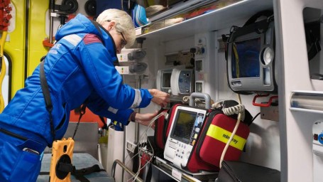 28 апреля &mdash; День работника скорой помощи: история, традиции, поздравления