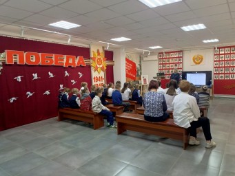 Встреча с инспектором ГАИ и квест-игра для младших школьников