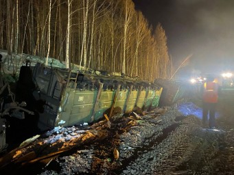 В ТЫНДЕ ВЫНЕСЛИ ПРИГОВОР ЖЕЛЕЗНОДОРОЖНИКАМ, ИЗ-ЗА КОТОРЫХ СОШЛИ С РЕЛЬСОВ 10 ГРУЗОВЫХ ВАГОНОВ