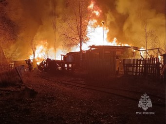 В Тынде горел дом на Новотындинской