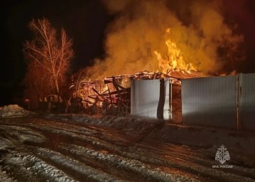 ​Пожар в Тынде на Верхненабережной: оперативное тушение, без пострадавших.