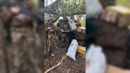 Письма детей, масксети и продукты питания отправили на передовую СВО тындинские волонтеры