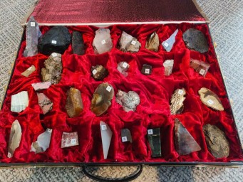 &laquo;Изумительный мир камня&raquo; очаровал в музее младших школьников