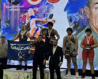 Максим Овласюк: серебро на всероссийских соревнованиях и путёвка на международный турнир