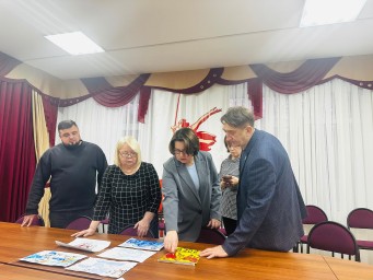 "Символ года – 2026": названы победители конкурса ледовых рисунков в Тынде.