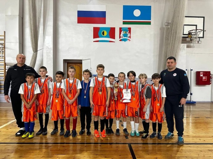 Тындинский успех на первенстве Алданского района по футзалу Тындинский успех на первенстве Алданского района по футзалу