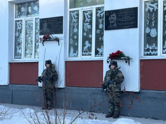 ​Вахта памяти в честь Дня Героев Отечества