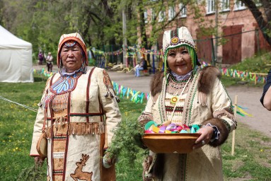 Якутский традиционный праздник лета отметили в Благовещенске