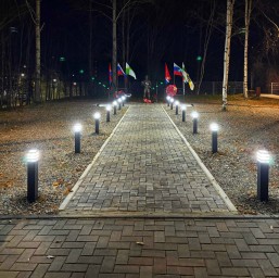 Памятник героям СВО в Тынде восстановлен после погрома.
