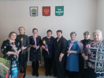 Глава Тындинского округа встретилась с родными и близкими участников СВО