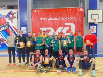 Завершился Чемпионат города Тынды по баскетболу среди мужских команд!