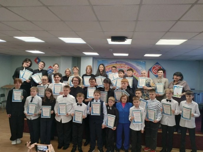 "Музыкальный калейдоскоп" в Нерюнгри: Успех тындинских музыкантов "Музыкальный калейдоскоп" в Нерюнгри: Успех тындинских музыкантов