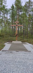 Благодарность за память: Установка креста на месте катастрофы АН-24